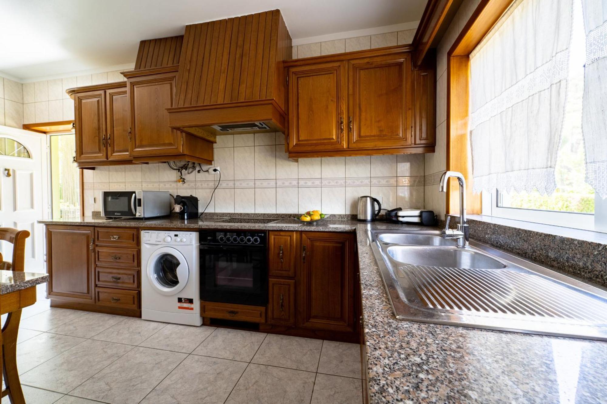 Gondomar Guimaraes - Moradia V3 Com Piscina Natural By House And People Bagian luar foto